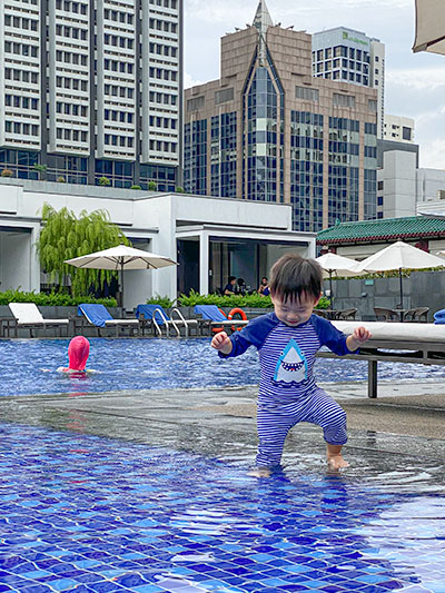 Singapore Marriott Tang Plaza Hotel Pool